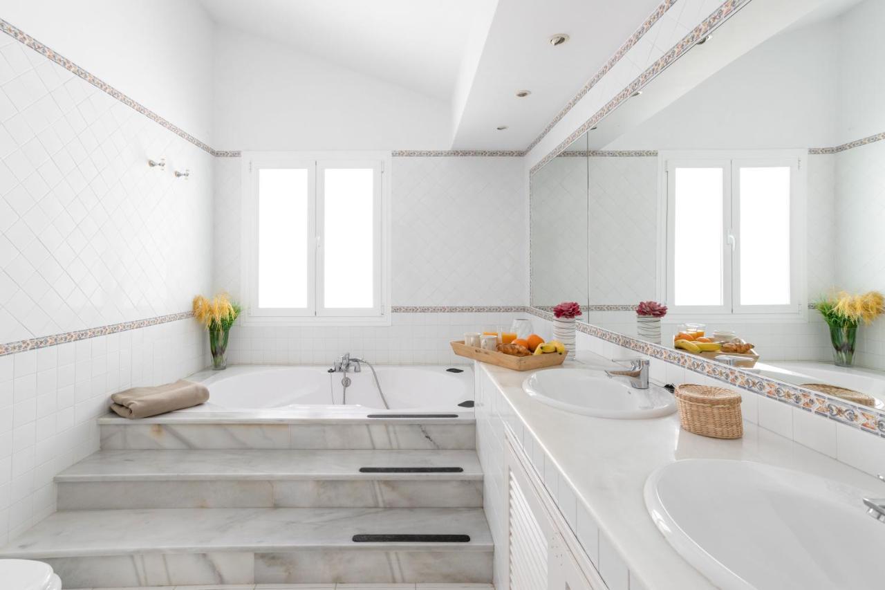 243-Fully Renovated-Puerto Banus Marbella Front Line Penthouse Leilighet Eksteriør bilde