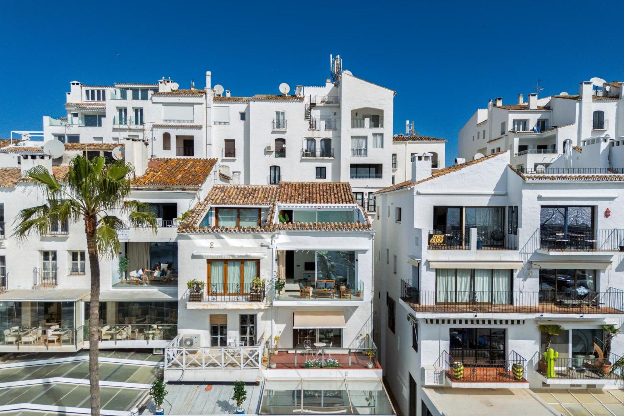 243-Fully Renovated-Puerto Banus Marbella Front Line Penthouse Leilighet Eksteriør bilde